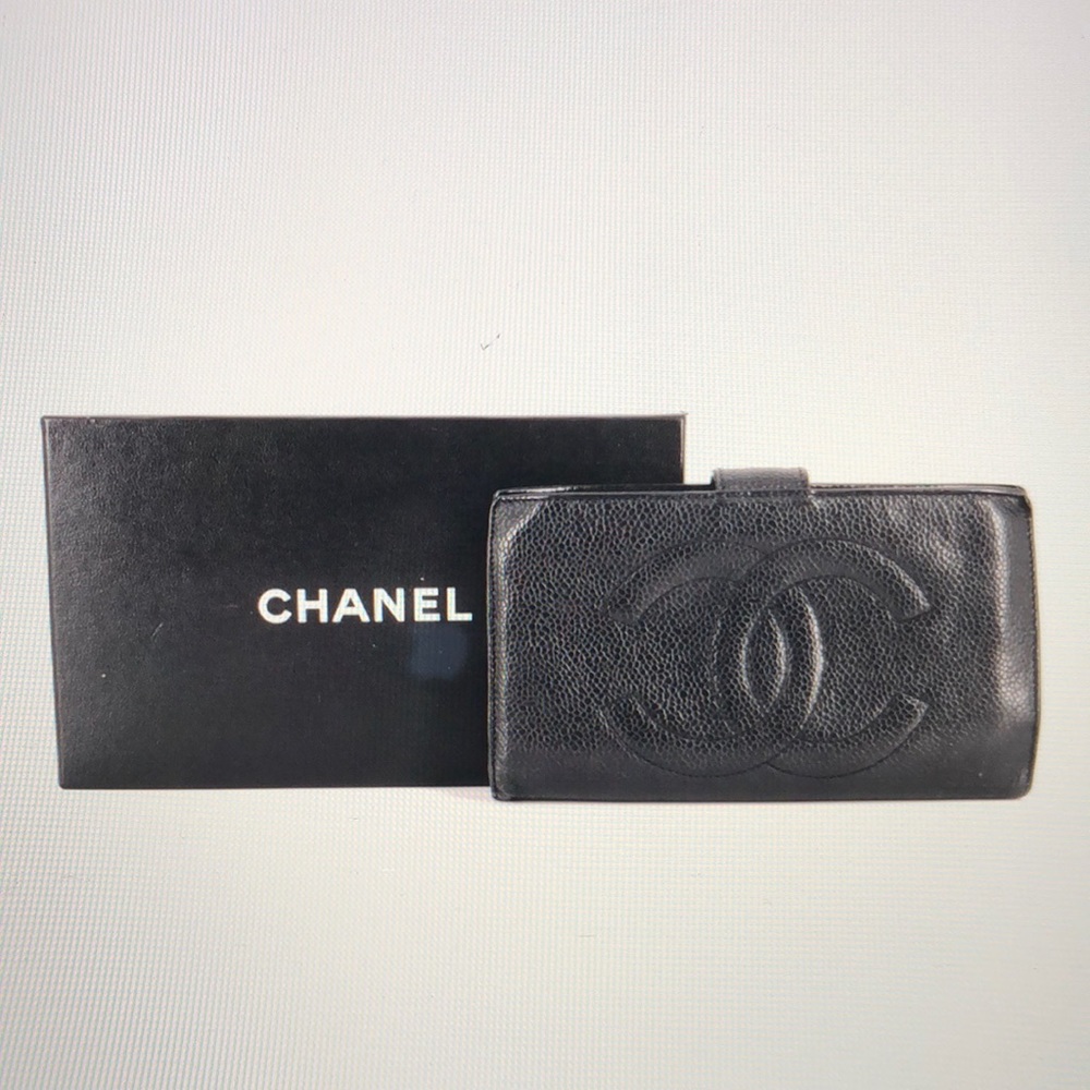 Item #0255 Chanel CC Continental Black Wallet